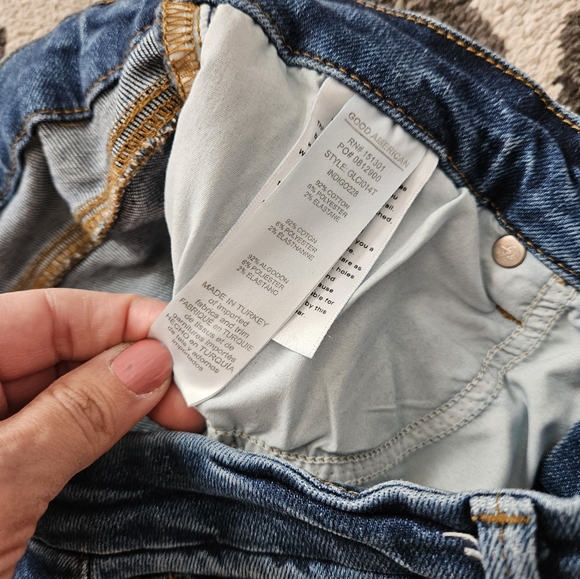 Good American Good Legs Cropped Distressed Straight Jeans GLCI014T Size 10 / 30 - Picture 8 of 8